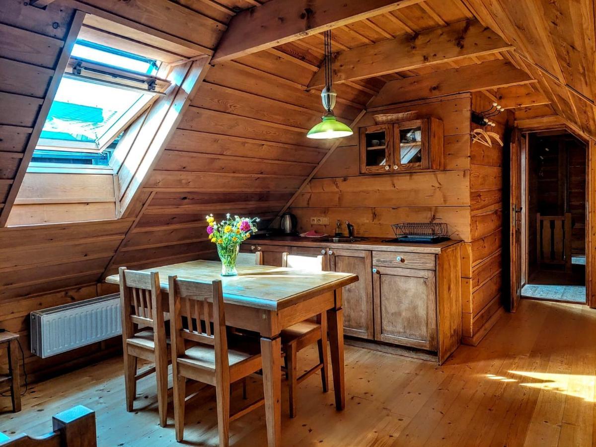 Apartmány Červený Dvůr Chvalšiny Esterno foto