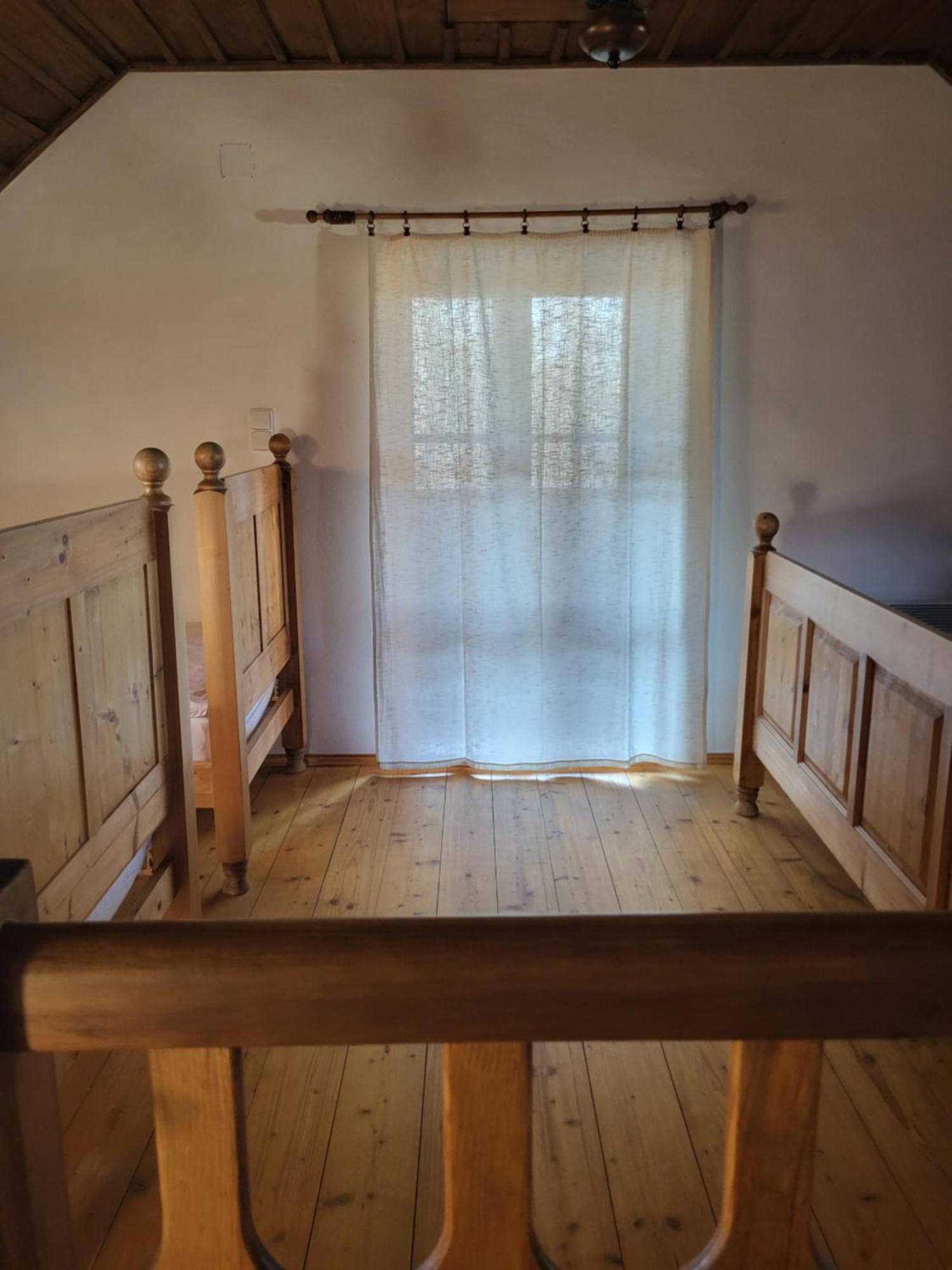 Apartmány Červený Dvůr Chvalšiny Esterno foto