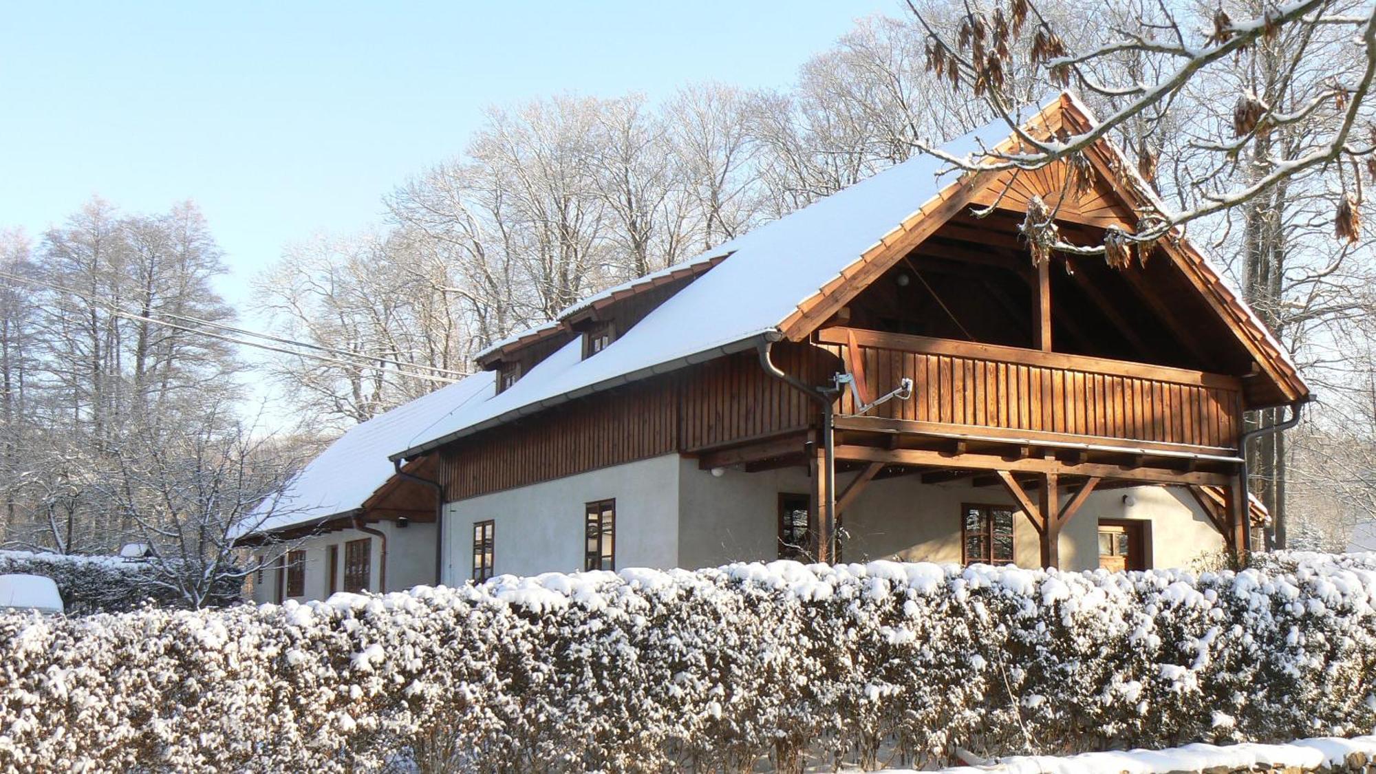 Apartmány Červený Dvůr Chvalšiny Esterno foto
