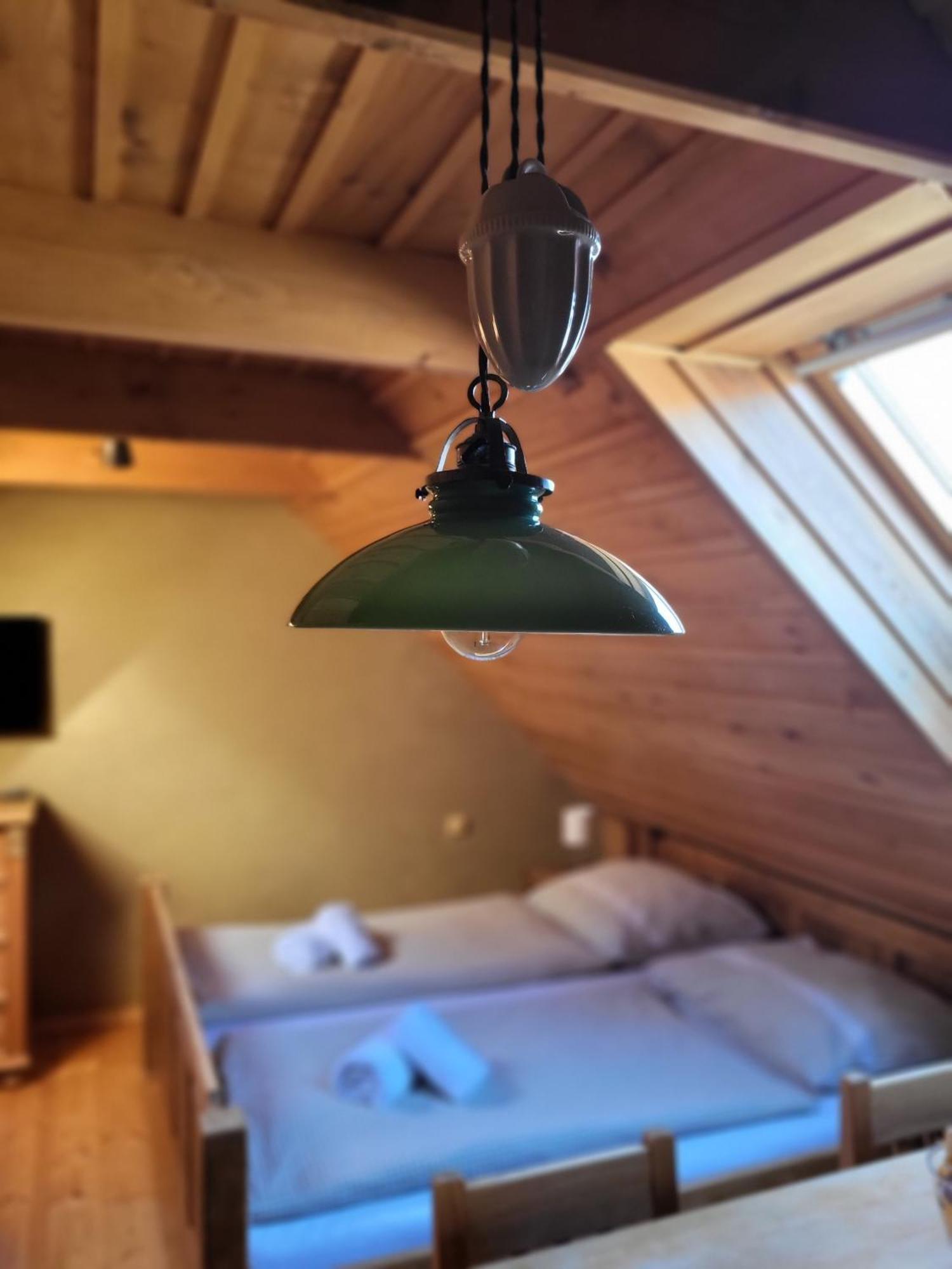 Apartmány Červený Dvůr Chvalšiny Esterno foto